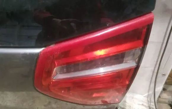 Citroen C4 I Picasso Tailgate rear/tail lights 