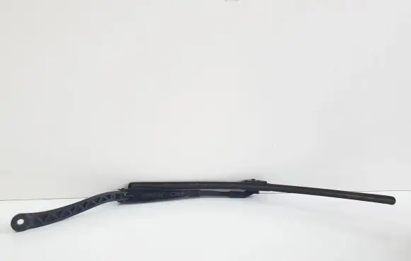Front wiper blade arm