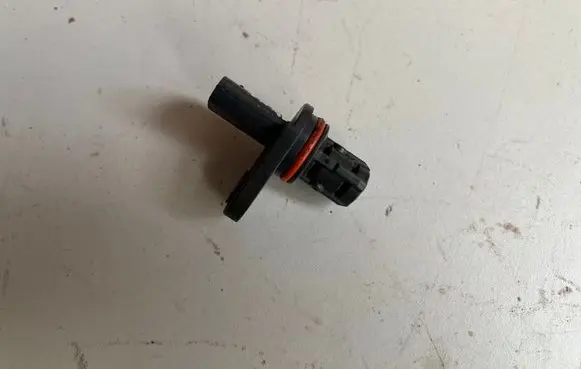 Camshaft position sensor