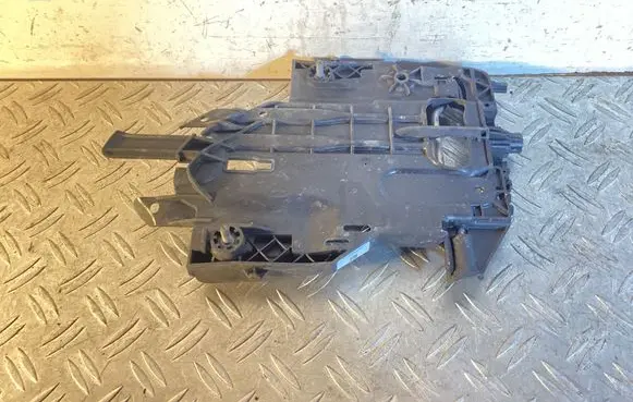 Porsche 911 991 Headlight/headlamp mounting bracket 6913112830