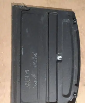 Parcel shelf