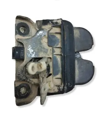 Audi A6 S6 C5 4B Tailgate/trunk/boot lock/catch/latch 4B9827520