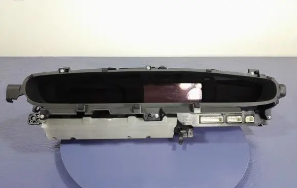 Toyota Prius (XW30) Speedometer (instrument cluster) 769363-330