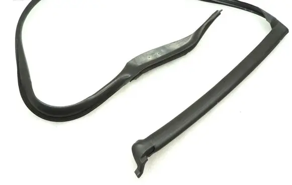 BMW 5 F10 F11 Rear door rubber seal (on body) 7182303 51357182303