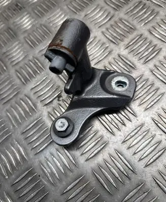 Mercedes-Benz A W176 Front door lower hinge 