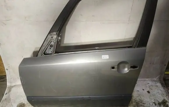 Fiat Sedici Front door pilkos