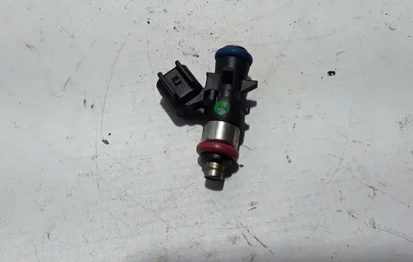 Chrysler Pacifica Fuel injector 05281427AA