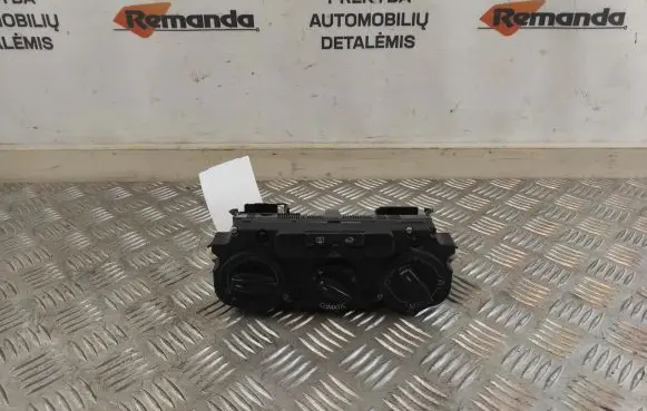 Volkswagen Caddy Climate control unit