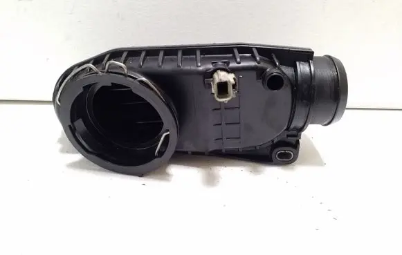 Jaguar XJ X351 Intercooler hose/pipe 4R8Q6K770AE