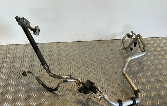 Ford Mondeo MK IV Air conditioning (A/C) pipe/hose 