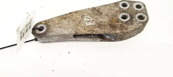 Mitsubishi Colt Engine mount bracket MR594203