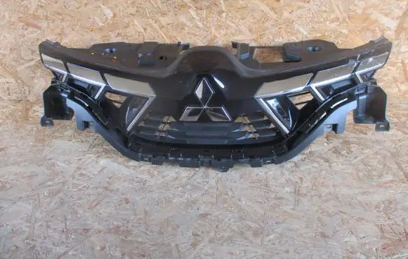 Mitsubishi ASX Front bumper upper radiator grill 620365678R