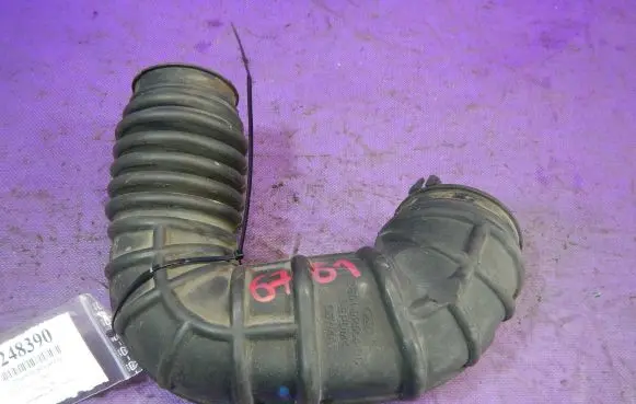 Ford Fiesta Air intake hose/pipe 2S619R504DC