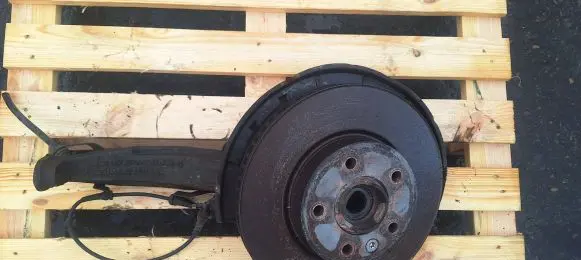 Volkswagen Touareg I Front wheel hub 7L0407257A