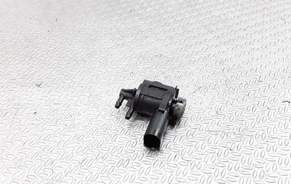 Audi A6 S6 C6 4F Turbo solenoid valve 1K0906283A