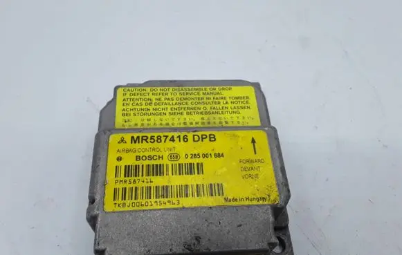 Mitsubishi Colt Airbag control unit/module MR587416DPB 0285001684