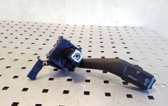 Volkswagen Touran I Wiper control stalk 1K0953519A
