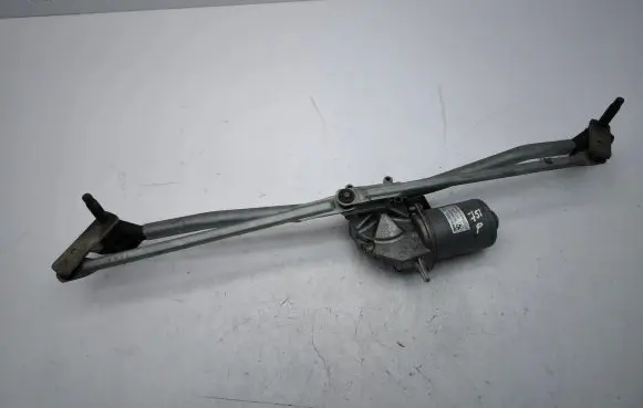 Mini Cooper Countryman R60 Front wiper linkage and motor 9804399