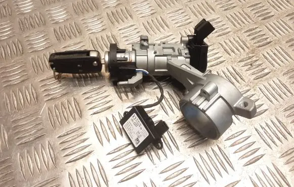 Opel Insignia A Ignition lock 2850913MH 20912838 13502301