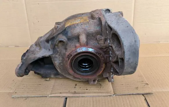 BMW X3 F25 Rear differential 7592005