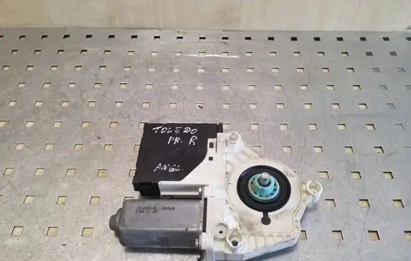 Seat Toledo III (5P) Front door window regulator motor 1T0959701G 1K0959793M