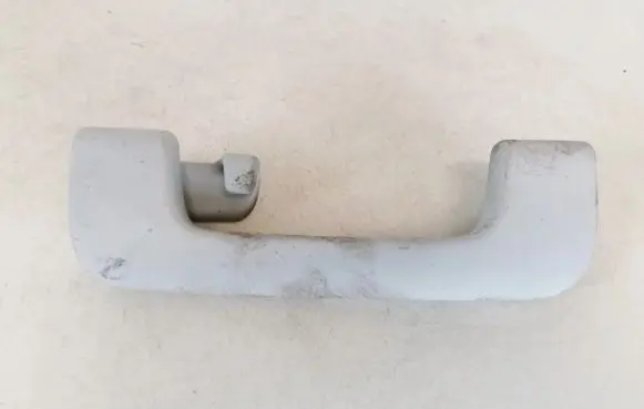 Audi A6 S6 C6 4F Rear interior roof grab handle 8p0857607c