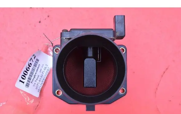 Volkswagen PASSAT B5.5 Mass air flow meter 06A906461B