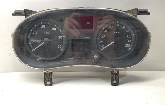 Renault Trafic II (X83) Speedometer (instrument cluster) P8200283197D 281177150 NS8279126T