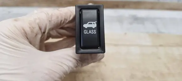 Pontiac Vibe Tailgate glass/window release handle 153693