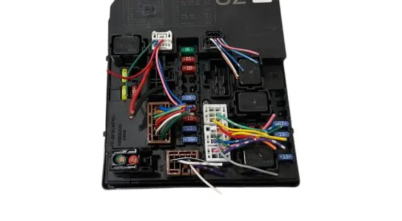 Nissan Leaf I (ZE0) Fuse box set 284B73NE0A 9561013901 5S0RT0107