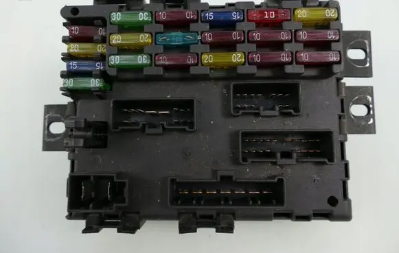 Fiat Multipla Fuse module 46517276