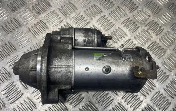 Skoda Superb B5 (3U) Starter motor 068911024E D7R33