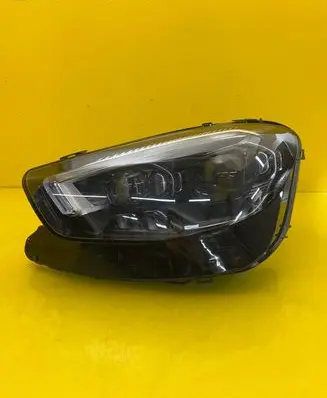 Mercedes-Benz E W213 Headlight/headlamp A2139061505