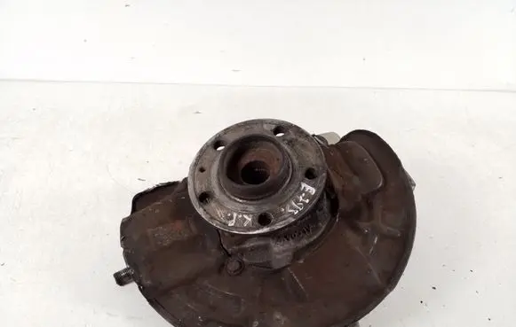 Volvo V70 Front wheel hub