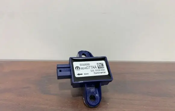 Chrysler Pacifica Sensor 68245077AA 53328368