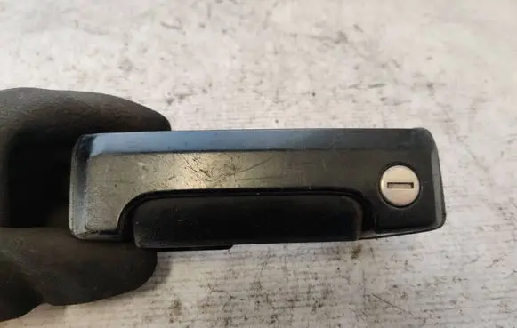 Volkswagen Transporter - Caravelle T4 Sliding door exterior handle 701843730B