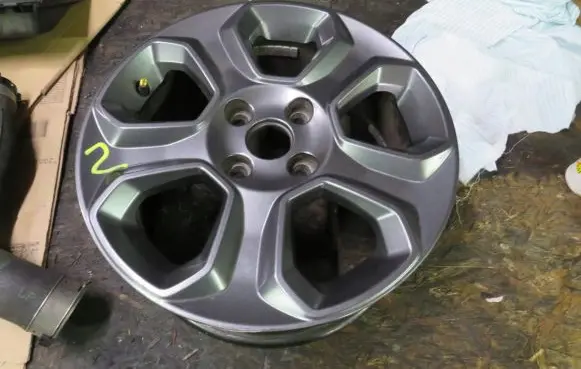Ford Ecosport R16 alloy rim 