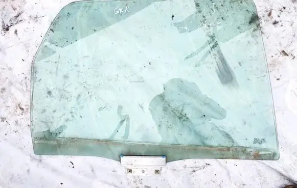 Ford Mondeo MK II Rear door window glass