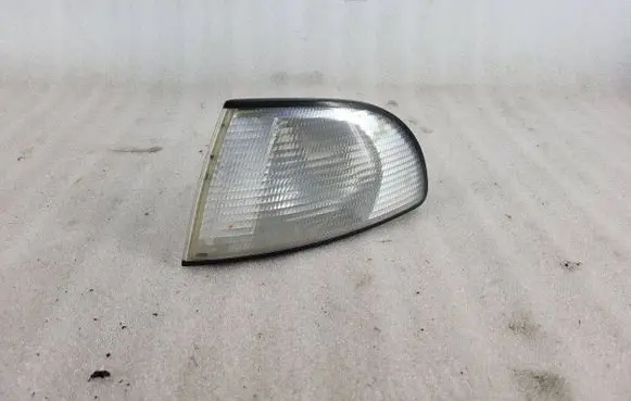 Audi A4 S4 B5 8D Front indicator light 8D0953049A 18099510