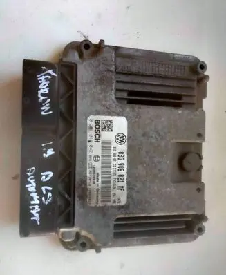 Volkswagen Touran I Engine control unit/module 03G906021MF 03G906021CG 0281014042