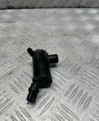 Hyundai ix35 Windscreen/windshield washer pump 985104S100 1305 12V305150625