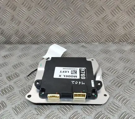 Tesla Model X Door control unit/module 103722210C
