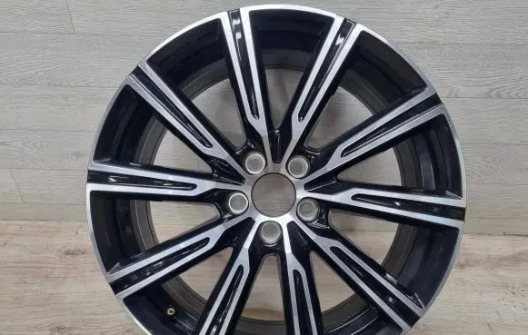 Volvo XC60 R19 alloy rim 31680357