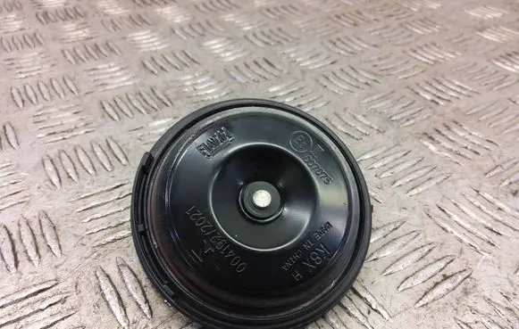 KIA Pro Cee'd III Horn signal E3007075