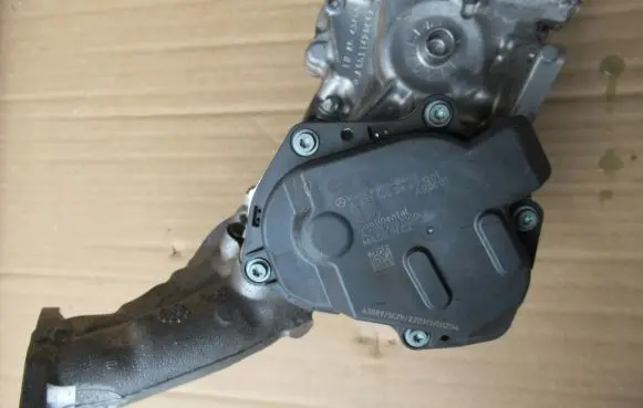 Mercedes-Benz B W246 W242 EGR valve A6511400660