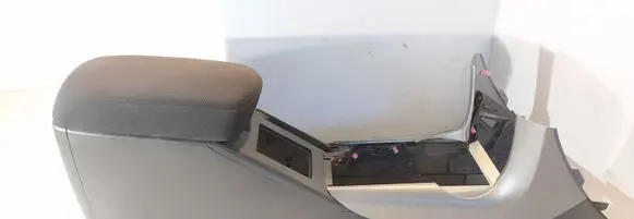 Toyota RAV 4 (XA30) Armrest