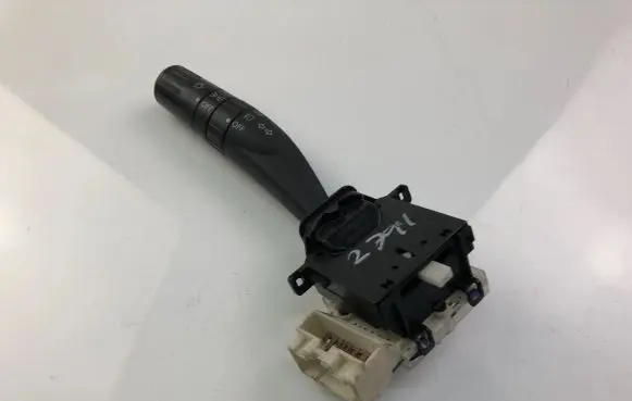 Subaru B9 Tribeca Indicator stalk 17B334A