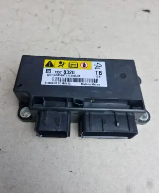 Opel Insignia A Airbag control unit/module 13578320 AS320T11133059