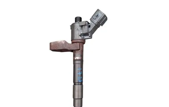 Volvo S60 Fuel injector VEA132370010AAB 01U00476