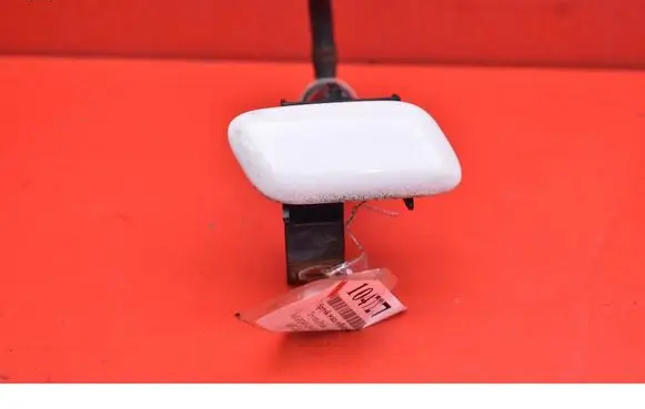 Toyota Prius (XW30) Windshield washer spray nozzle 8520747010